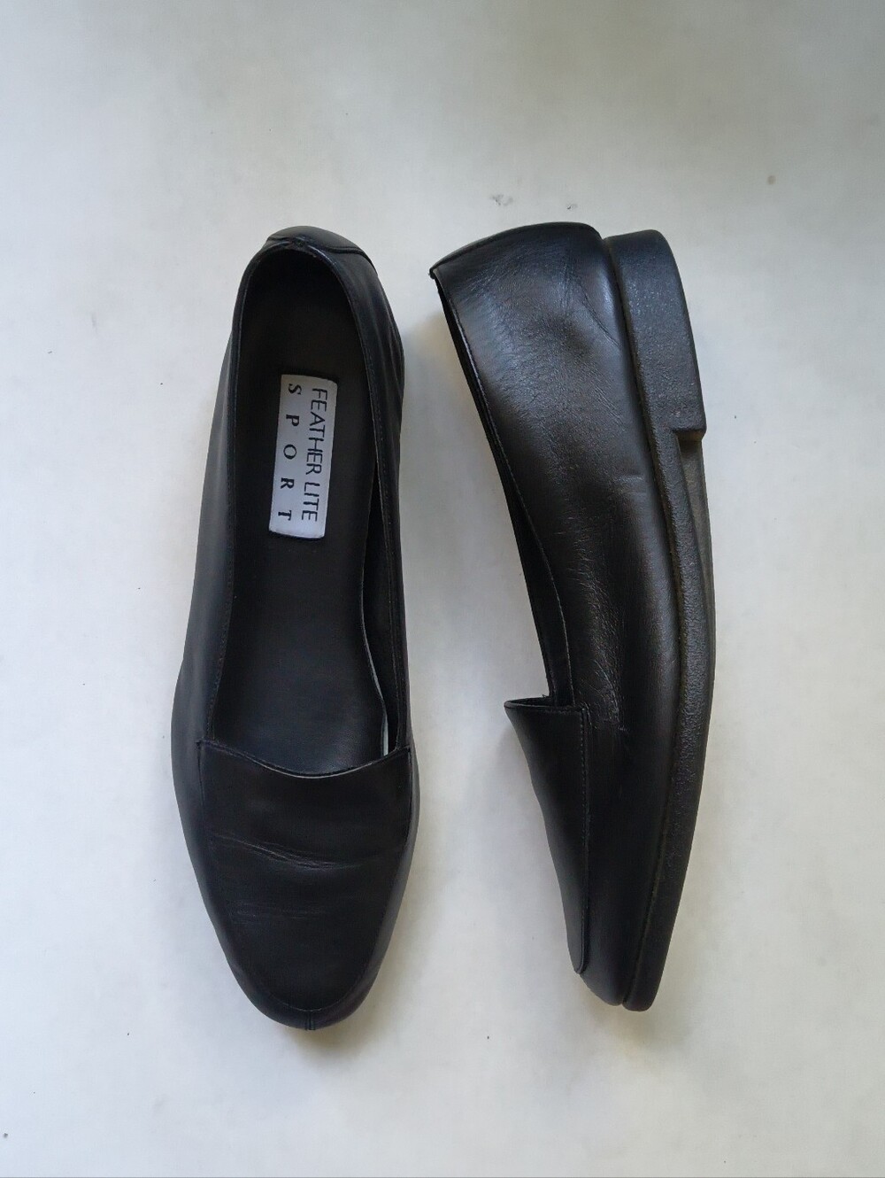 Feather Lite Sport Black Leather Flats Slip On Loafers Women Sz US 11